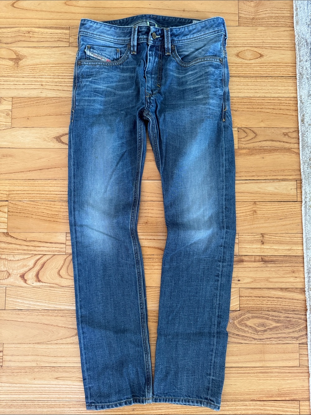 Diesel Slim Jeans Thanaz in faded Blue Denim